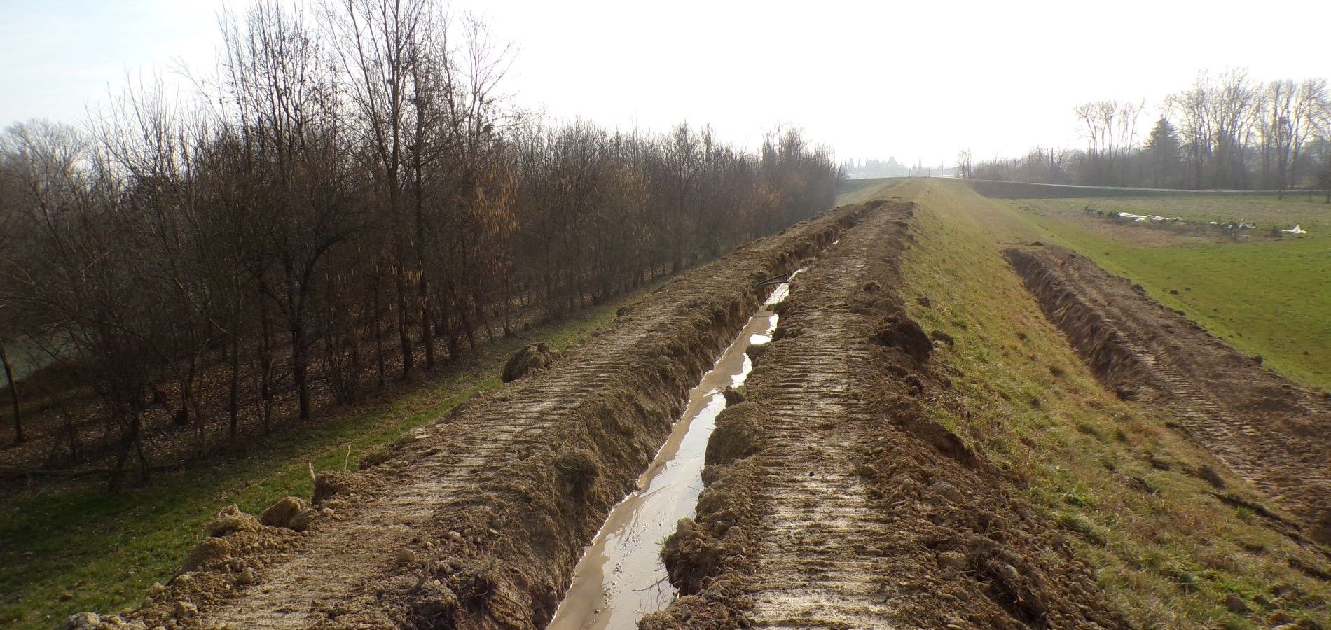 Sistemazione argini del fiume