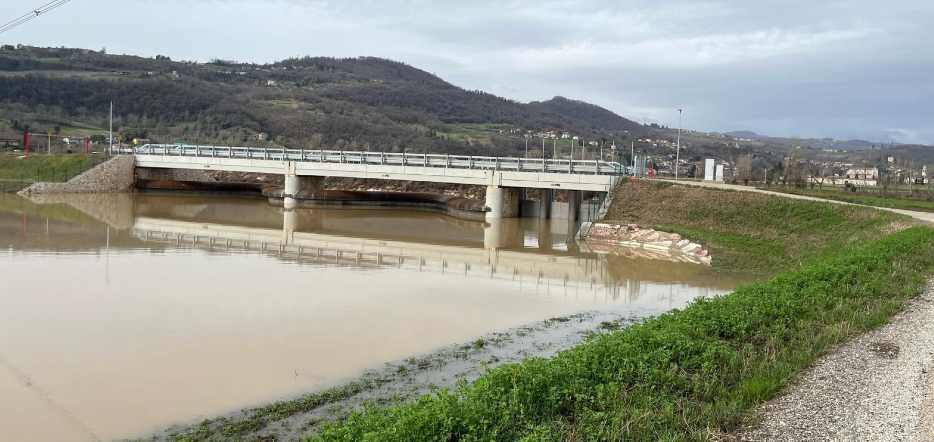 Cassa di espansione sul torrente Orolo 12 opera di presa da interno bacino pieno 2